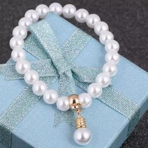 Women’s Bracelet 💡